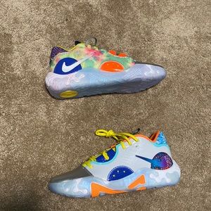 Pg 6 basketball shoes brand new in good condition box